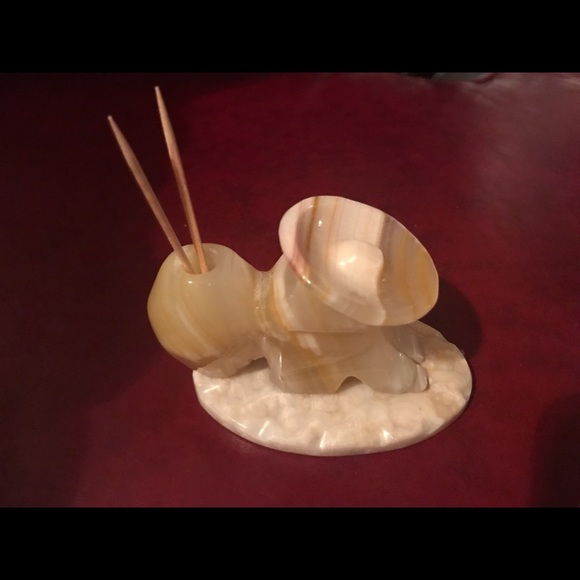 Onyx marbled stone hand carved sleeping man - Picture 5 of 6